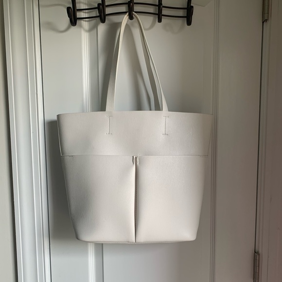 Handbags - Tote